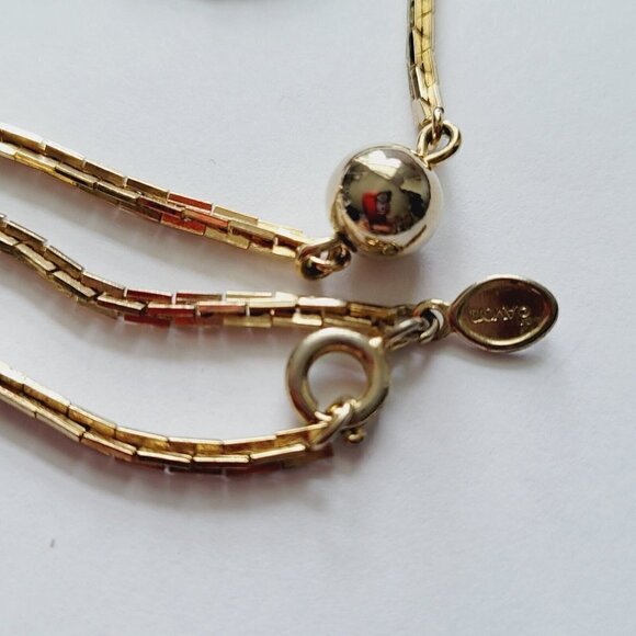 Vintage Avon 25" Ball Bead Station Necklace Gold Tone Rectangular Links Timeless - Picture 6 of 7